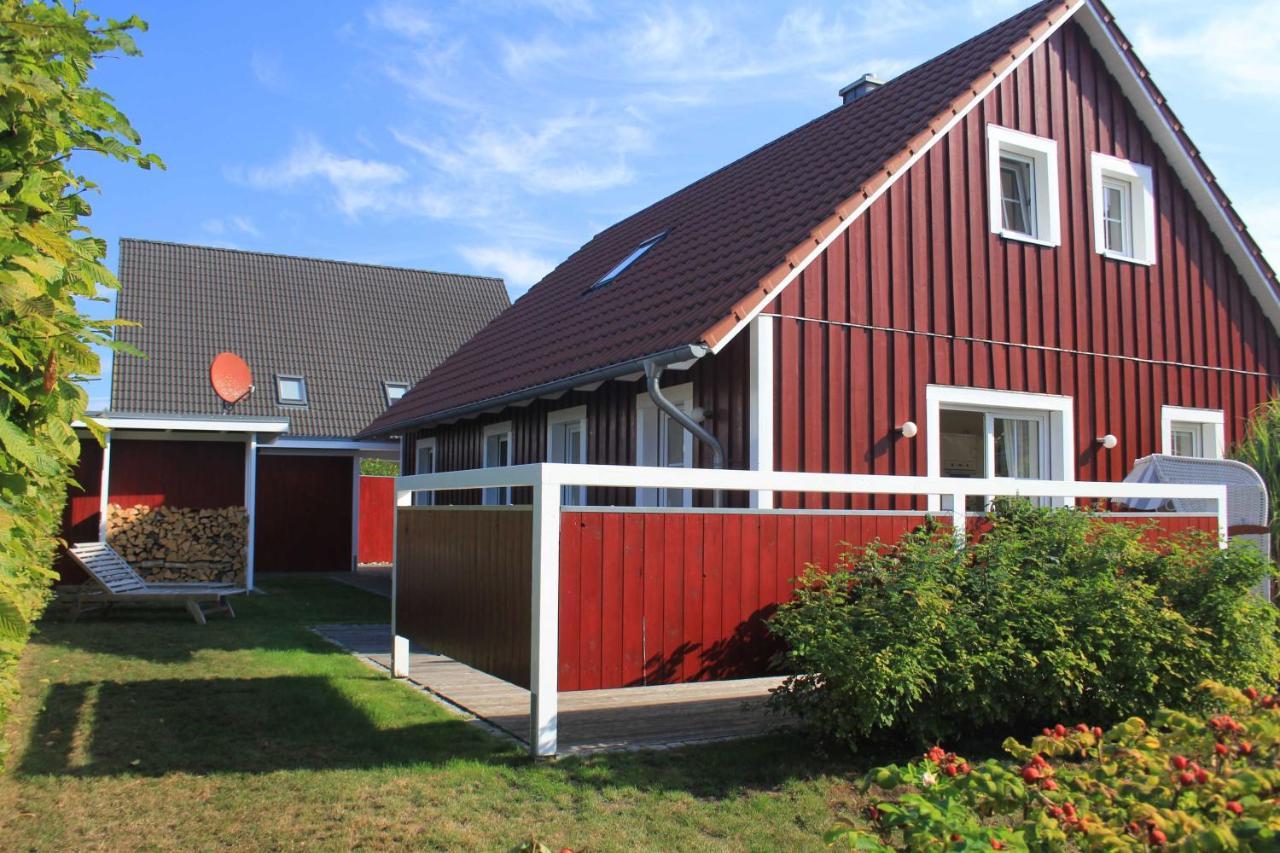 Ferienhaus "Nordic Red" Apartment Zinnowitz Exterior photo